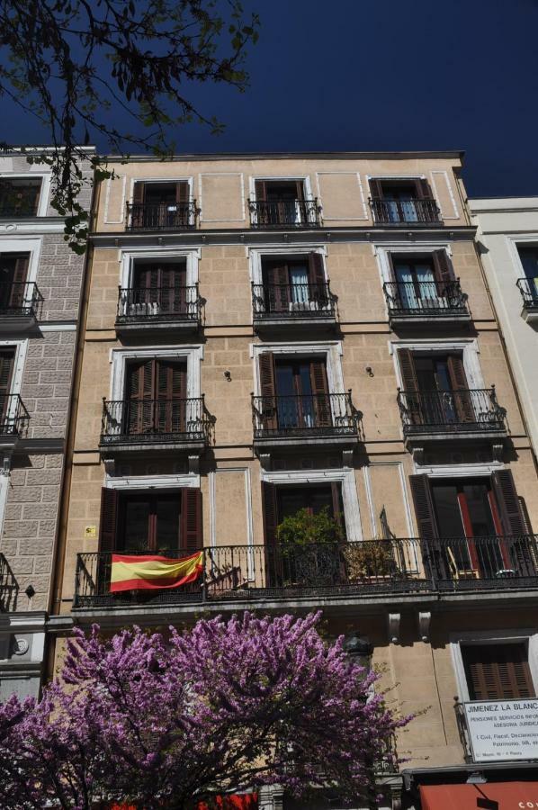 Hostal Patria Madrid Eksteriør bilde